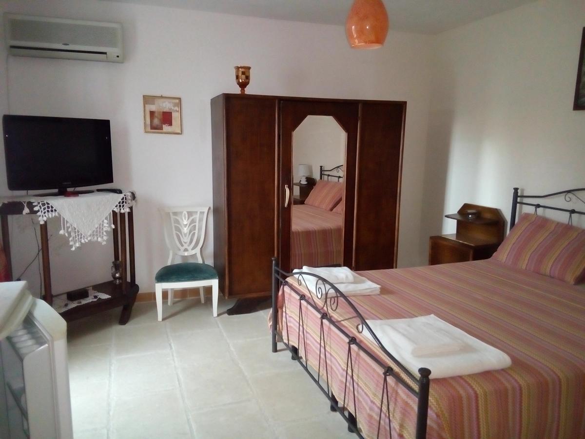 Villa Cecilia Matino Bagian luar foto